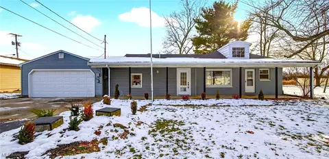 221 Stafford Ave, Youngstown, OH 44512