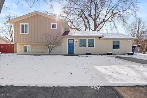 38615 Chestnut Ridge Rd, Elyria, OH 44035