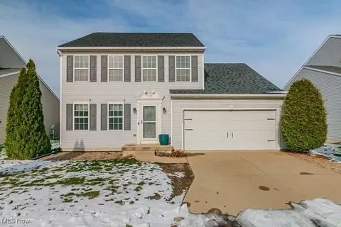 38209 Lonsdale Pl, Willoughby, OH 44094