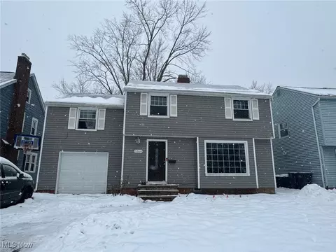 5164 Edenhurst Rd, Lyndhurst, OH 44124