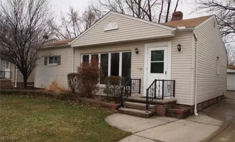 1766 Empire Rd, Wickliffe, OH 44092