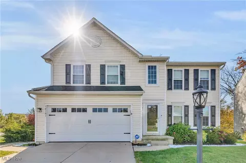 10101 Ravenwood Ct, Streetsboro, OH 44241