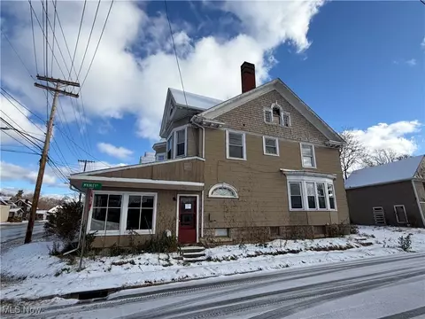 1020 W Prospect Rd, Ashtabula, OH 44004 photo 2