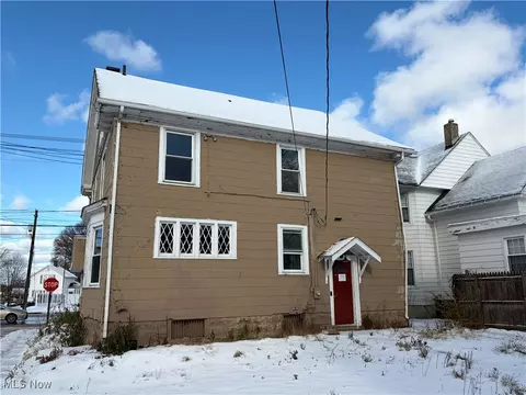1020 W Prospect Rd, Ashtabula, OH 44004 photo 3