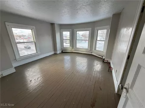 1020 W Prospect Rd, Ashtabula, OH 44004 photo 16