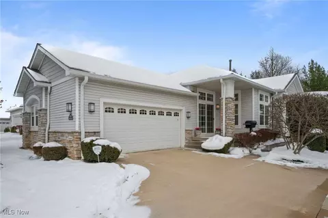 195 Blossom Ln, Orange, OH 44022