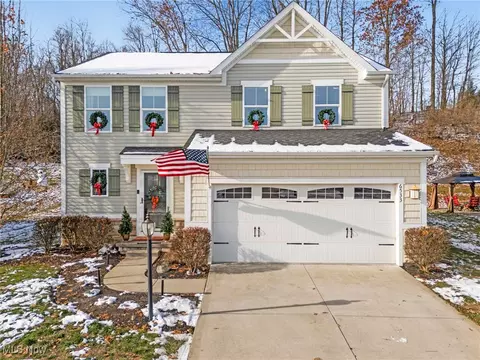 6533 Pine Bluff Ave NE, Canton, OH 44721