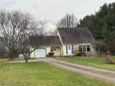 7646 Spencer Lake Rd, Medina, OH 44256