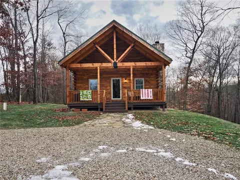 17130 Burson Rd, Lore City, OH 43755