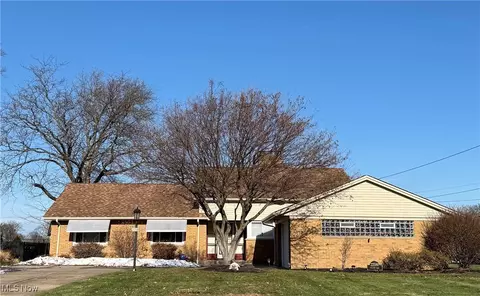 22590 Hilliard Blvd, Rocky River, OH 44116