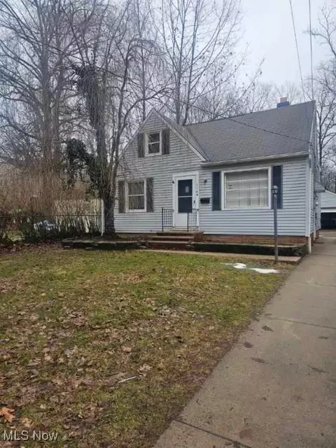 1149 Dorsh Rd, South Euclid, OH 44121