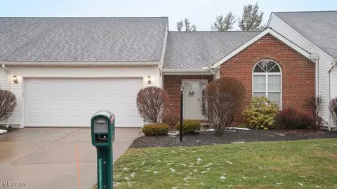 5681 Jason Oval, Medina, OH 44256