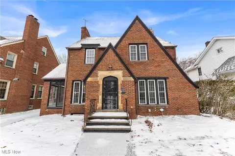 254 E 214th St, Euclid, OH 44123