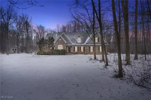 16155 Addington Ct, Newbury, OH 44065