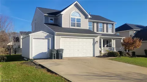 683 Whippoorwill Ln, Wadsworth, OH 44281