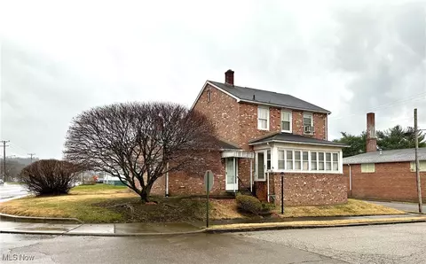 2023 Commerce St, Wellsburg, WV 26070