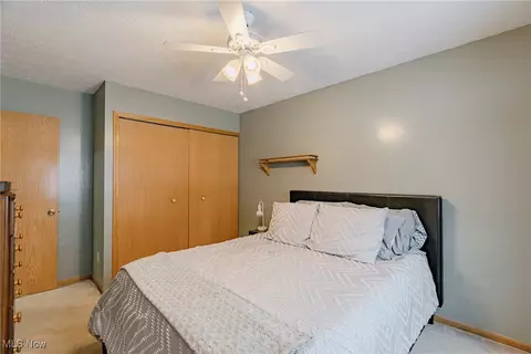 718 Hartford Dr, Elyria, OH 44035 photo 16