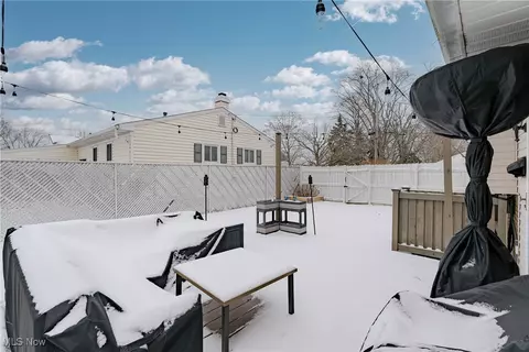 718 Hartford Dr, Elyria, OH 44035 photo 25