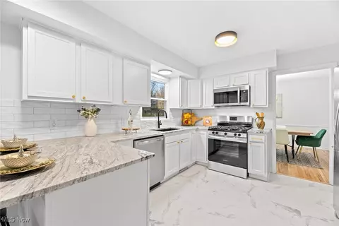 2756 Smith Rd, Fairlawn, OH 44333 photo 11
