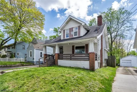 970 Hunt St, Akron, OH 44306