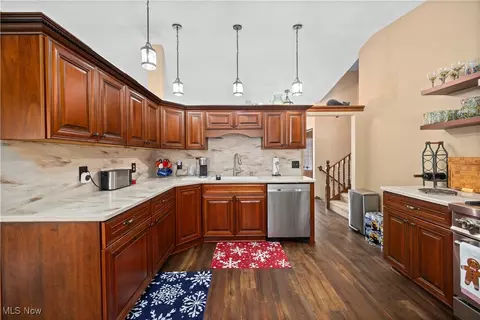 1115 Kay Dr, Lorain, OH 44053 photo 13
