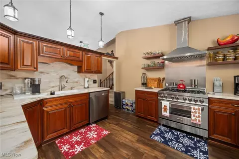 1115 Kay Dr, Lorain, OH 44053 photo 12