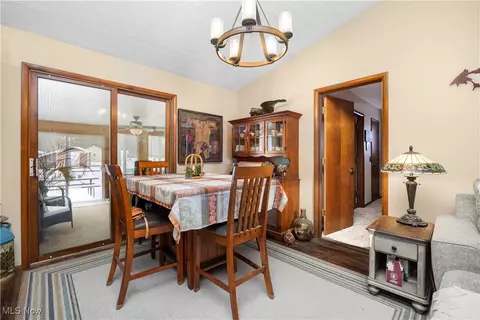 1115 Kay Dr, Lorain, OH 44053 photo 9