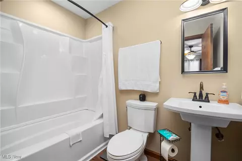 1115 Kay Dr, Lorain, OH 44053 photo 21