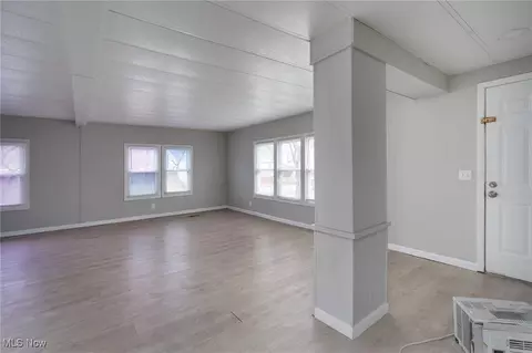Living - 476 Stallion Ct, Lagrange, OH 44050 photo 1 of 8