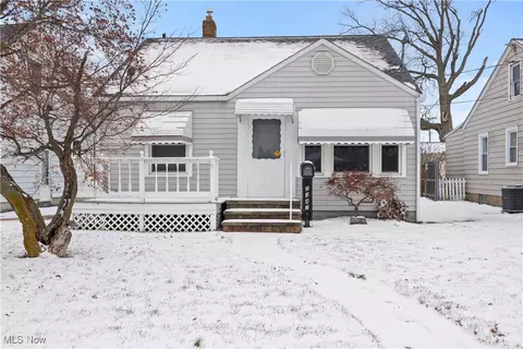 2347 Oberlin Ave, Lorain, OH 44052