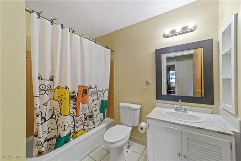 Bath - 1920 David Ave, Parma, OH 44134 photo 1 of 2
