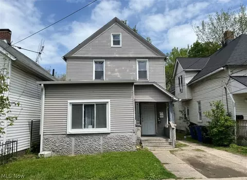 3332 Walton Ave, Cleveland, OH 44113