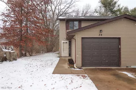 110 Greenwich Rd #39, Seville, OH 44273