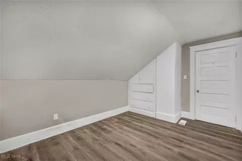 Bedroom - 412 Jefferson St, Elyria, OH 44035 photo 6 of 8