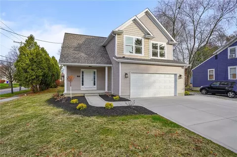 170 N Prospect St, Ravenna, OH 44266