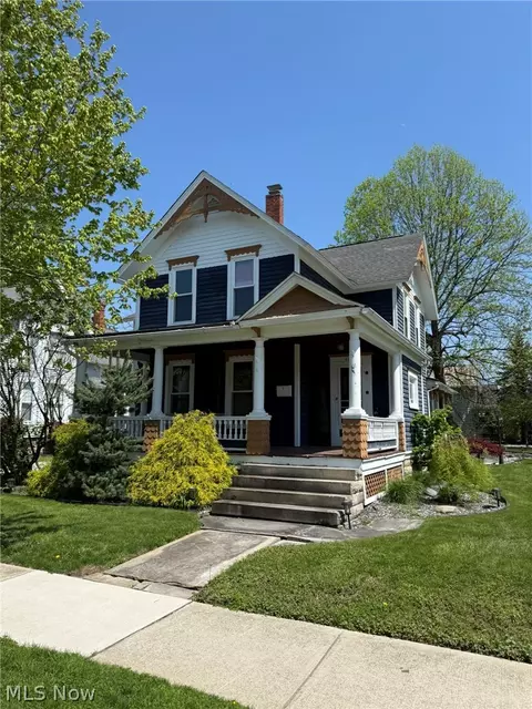 495 Church St, Amherst, OH 44001