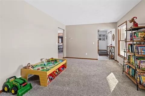 496 Still Water Blvd, Elyria, OH 44035 photo 9