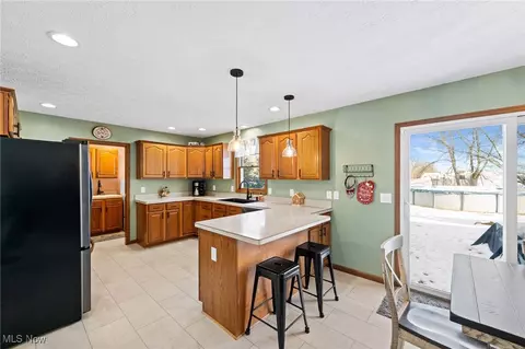 496 Still Water Blvd, Elyria, OH 44035 photo 11