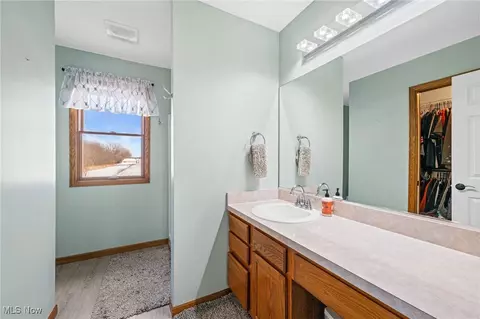 496 Still Water Blvd, Elyria, OH 44035 photo 33