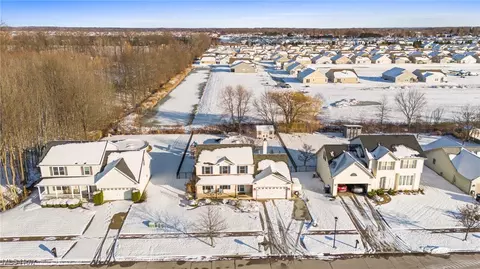 496 Still Water Blvd, Elyria, OH 44035 photo 6