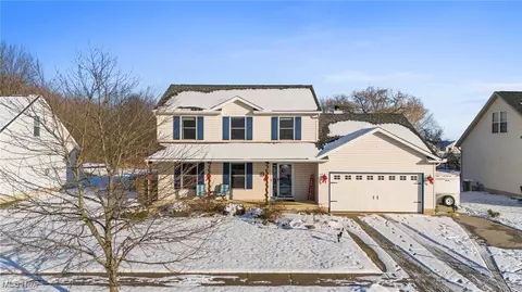 496 Still Water Blvd, Elyria, OH 44035
