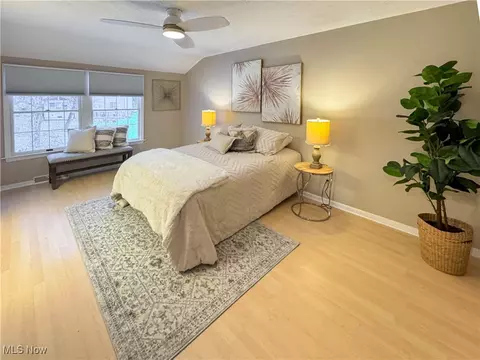Bedroom - 1424 Turnberry Dr, Boardman, OH 44512 photo 1 of 10