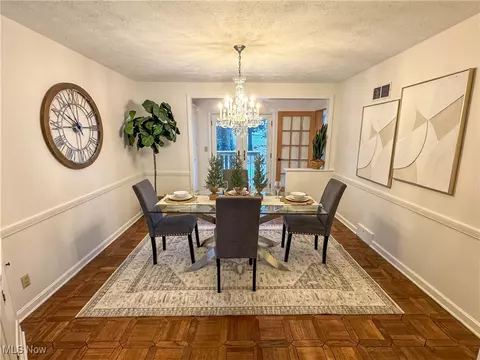 Dining - 1424 Turnberry Dr, Boardman, OH 44512 photo 1 of 5