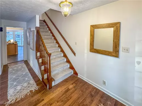 Entry Way - 1424 Turnberry Dr, Boardman, OH 44512 photo 1 of 1