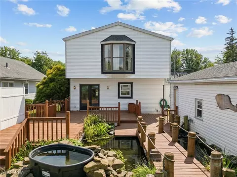 Exterior - 244 Shields Rd, Boardman, OH 44512 photo 4 of 5