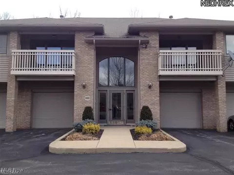 3800 Rosemont Blvd #103 E, Fairlawn, OH 44333