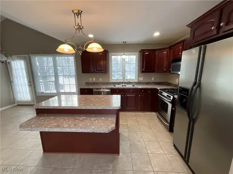 Kitchen - 7900 Walnut St #25, Boardman, OH 44512 photo 1 of 2