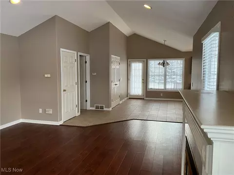 Living - 7900 Walnut St #25, Boardman, OH 44512 photo 2 of 4