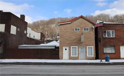 750 Main St, Follansbee, WV 26037