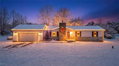 5780 Carsten Rd, Medina, OH 44256